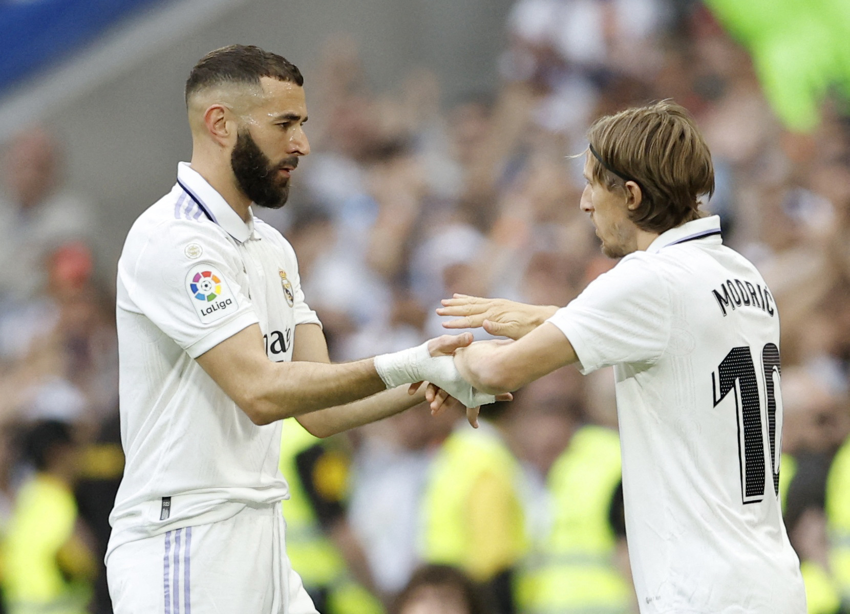 Real Madrid đoạt ngôi á quân La Liga, Benzema tỏa sáng ngày chia tay - Ảnh 4.