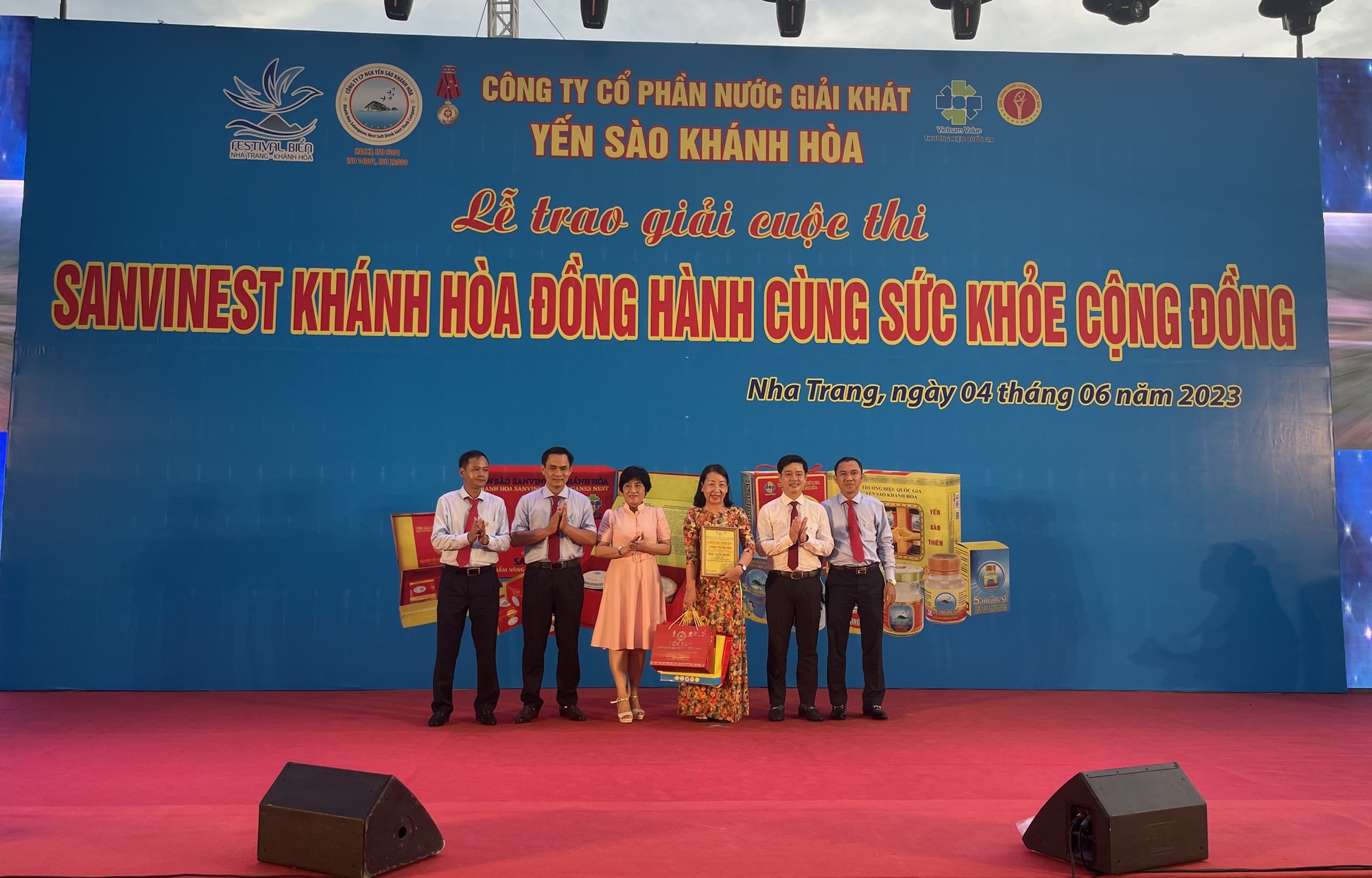 Trao giải cuộc thi Sanvinest Khánh Hòa đồng hành cùng sức khỏe cộng đồng - Ảnh 4.