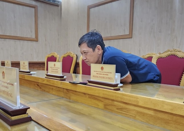 NÓNG: Bắt giam kiểm sát viên trong vụ án nhận hối lộ ở Quảng Bình