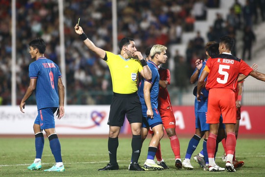 AFC đưa ra án phạt cho vụ ẩu đả của Thái Lan và Indonesia ở chung kết SEA Games 32 - Ảnh 1.