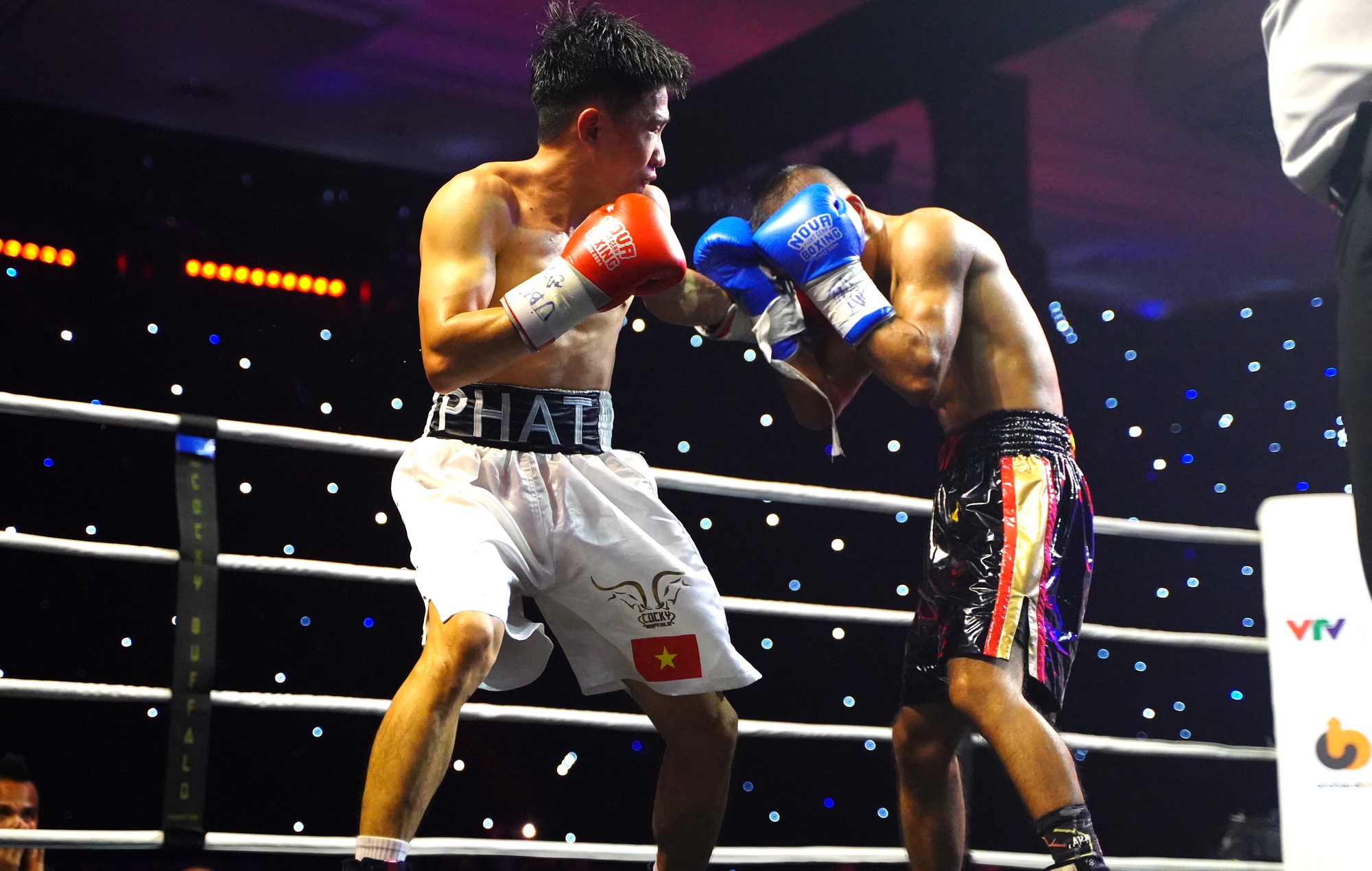 WBO Global Prelude: Võ sĩ Nguyễn Văn Hải thắng knock-out siêu kinh điển - Ảnh 4.