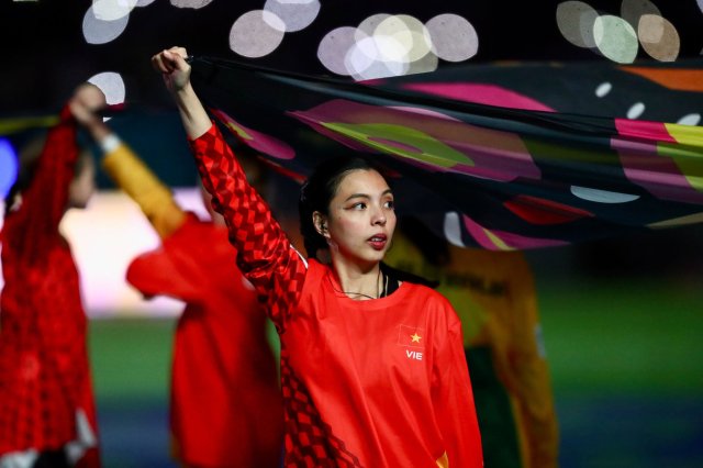 Xúc động với hình ảnh Việt Nam trong lễ khai mạc World Cup nữ 2023 - Ảnh 3.