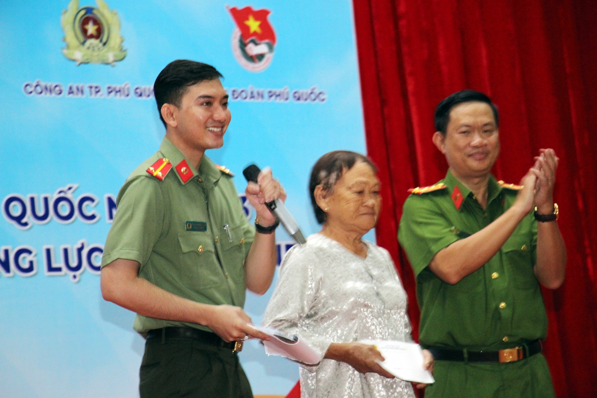 Công an tỉnh Kiên Giang tổ chức nhiều hoạt động tại Phú Quốc - Ảnh 4.