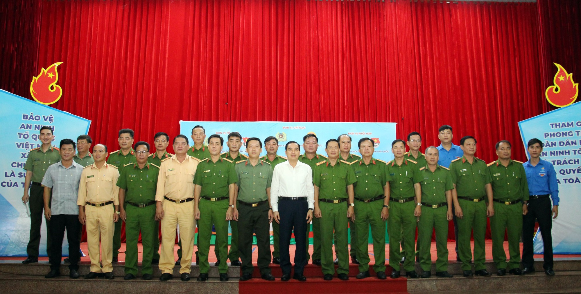 Công an tỉnh Kiên Giang tổ chức nhiều hoạt động tại Phú Quốc - Ảnh 11.