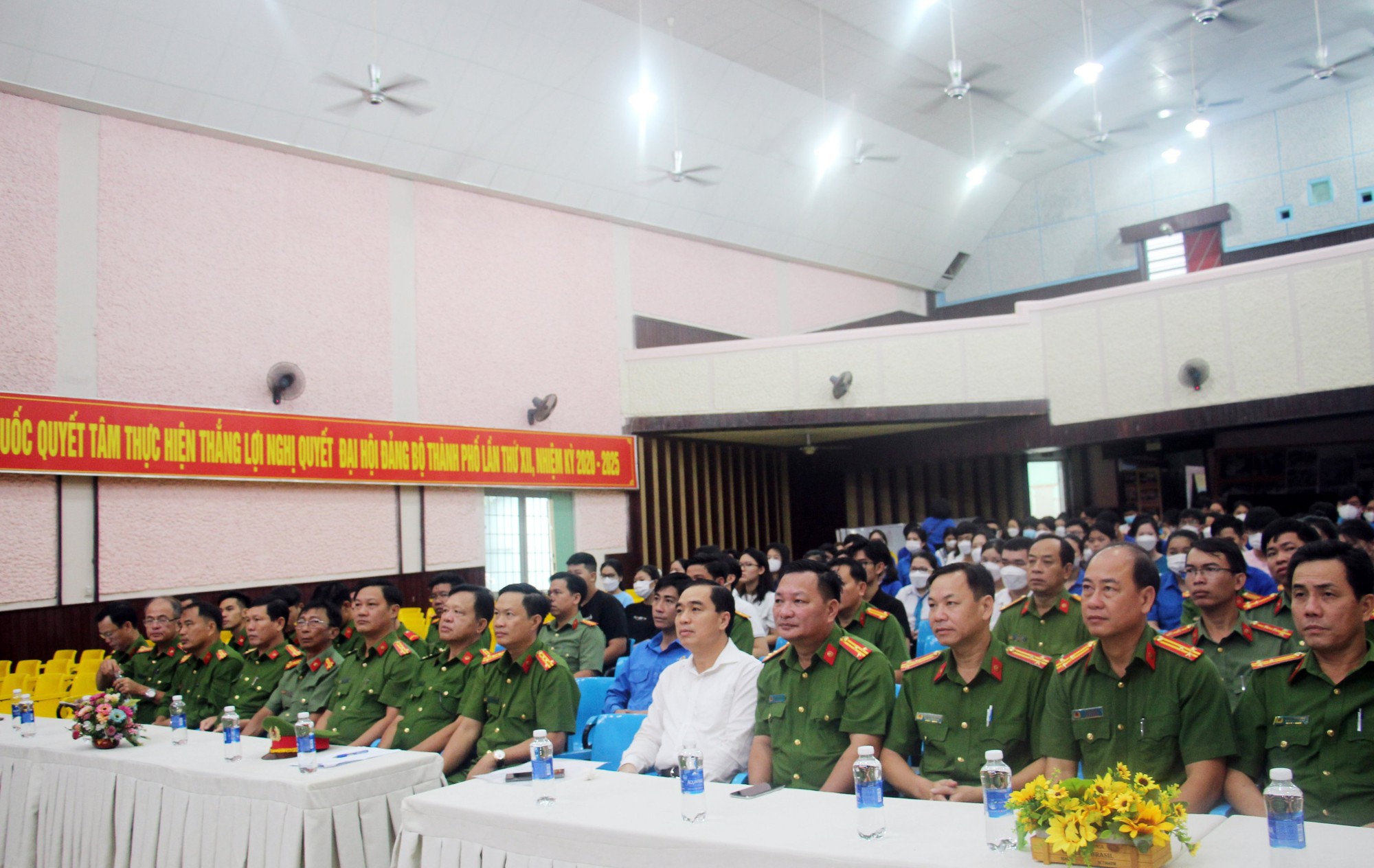 Công an tỉnh Kiên Giang tổ chức nhiều hoạt động tại Phú Quốc - Ảnh 1.