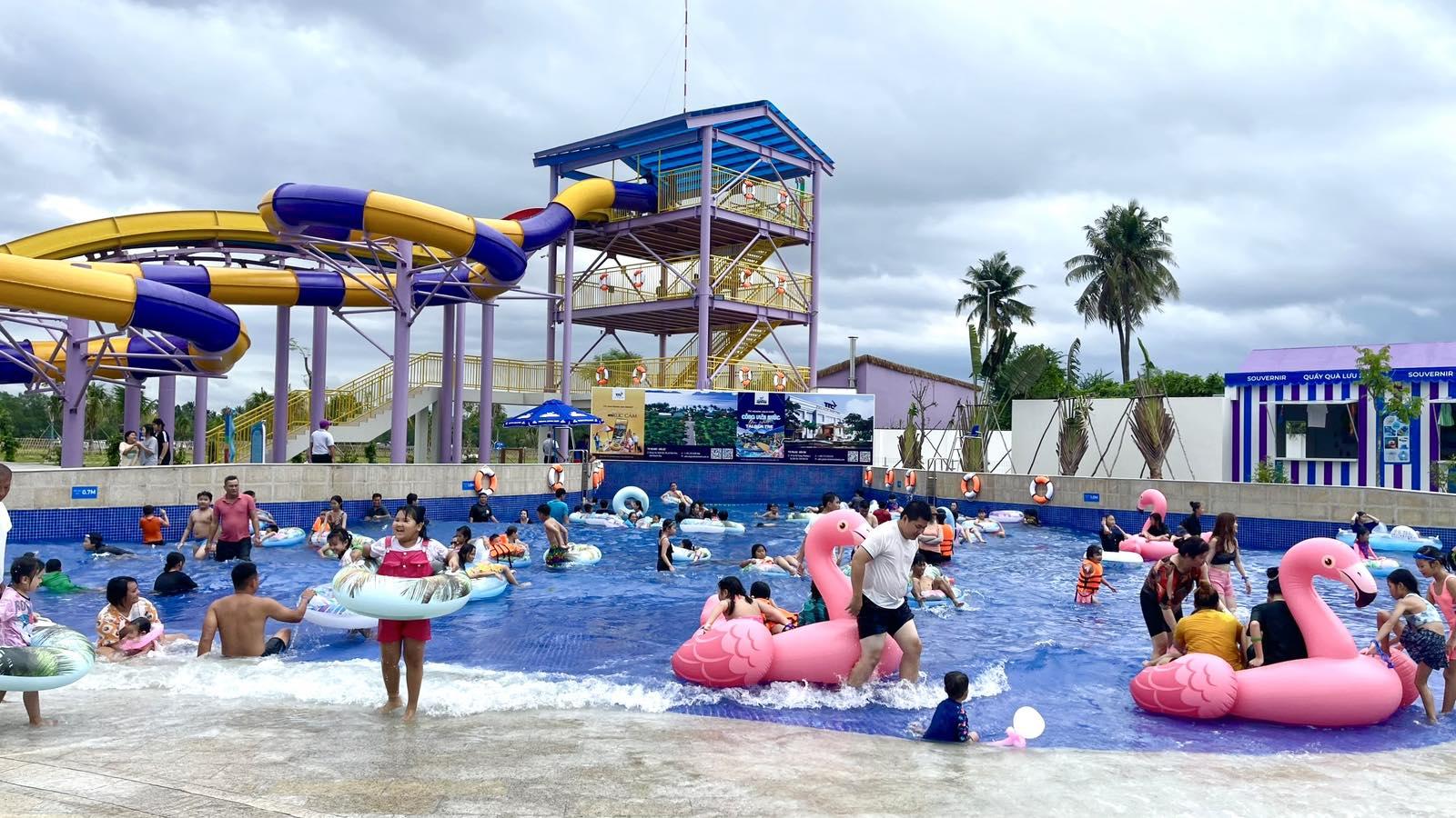 TTC Mekong Aqua Park - công viên nước đầu tiên tại Bến Tre đi vào hoạt động - Ảnh 2.