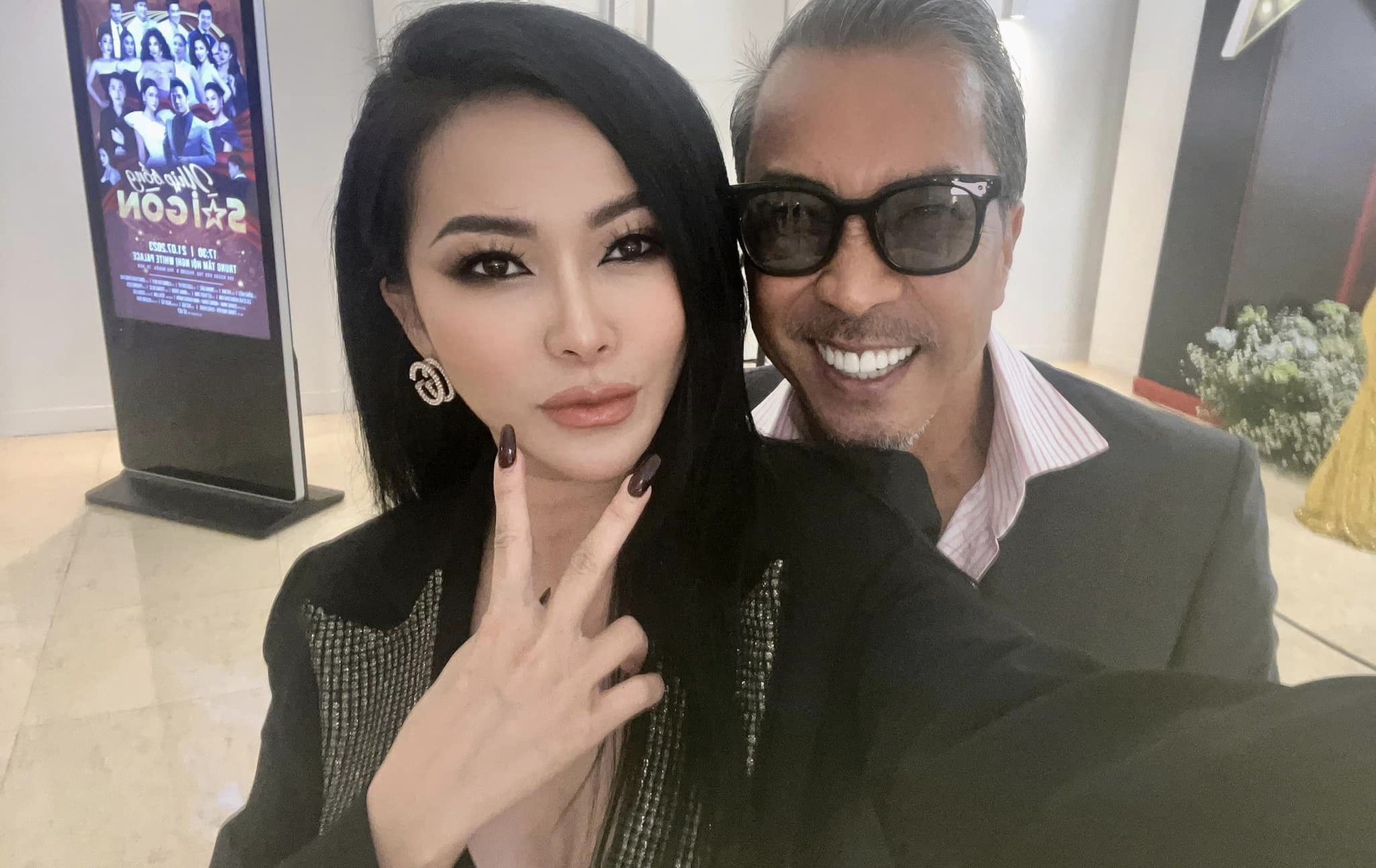 តារាចម្រៀង Dan Kim ជួបជុំគ្នាជាមួយ Bang Kieu នៅលើឆាកនៅស្រុកកំណើត - រូបថត ៦. Ca sĩ Đan Kim hội ngộ Bằng Kiều trên sân khấu quê nhà - Ảnh 6.