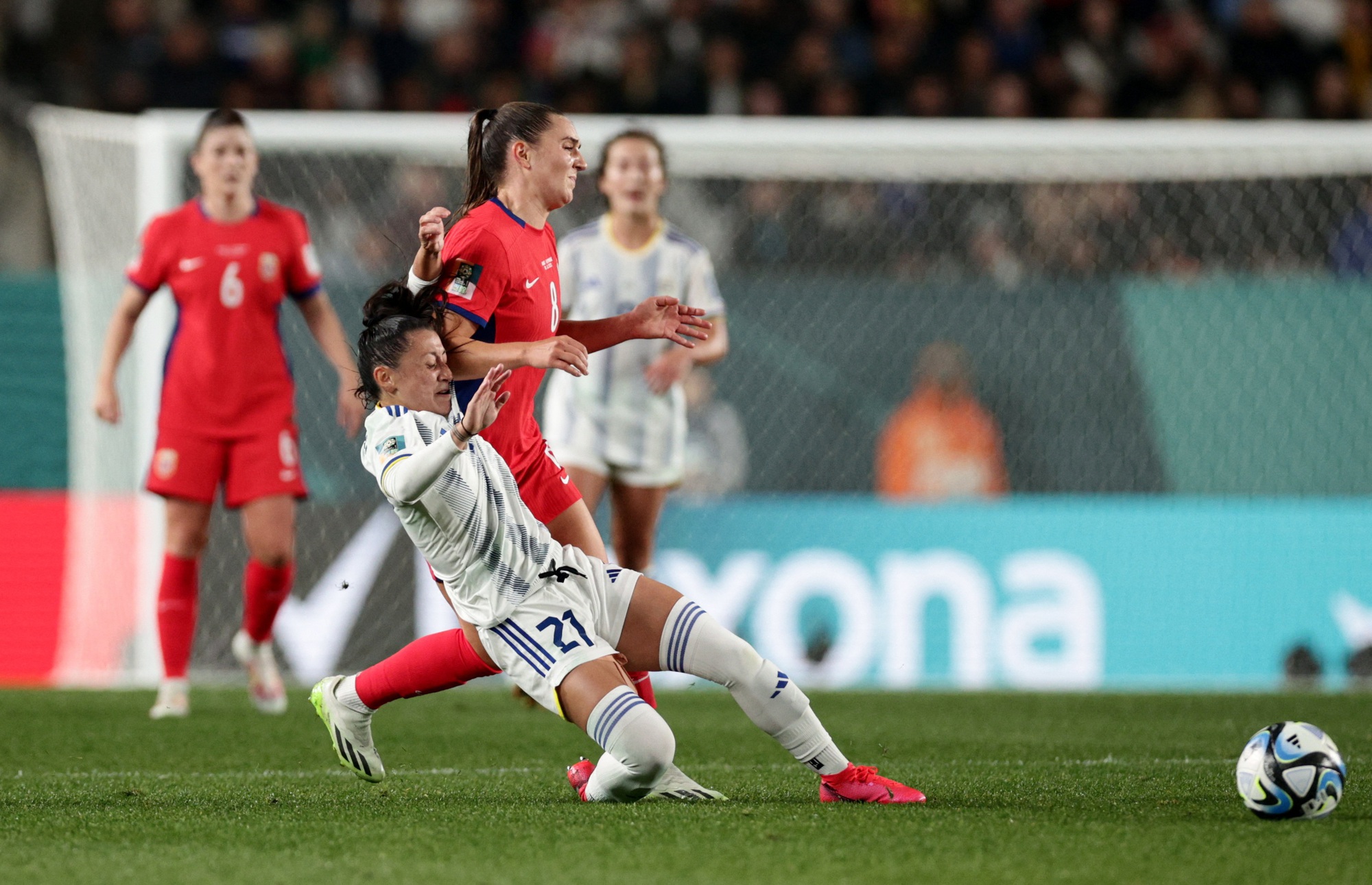 World Cup nữ 2023: Philippines không thể làm nên kỳ tích, chủ nhà New Zealand bị loại đầy tiếc nuối - Ảnh 3.