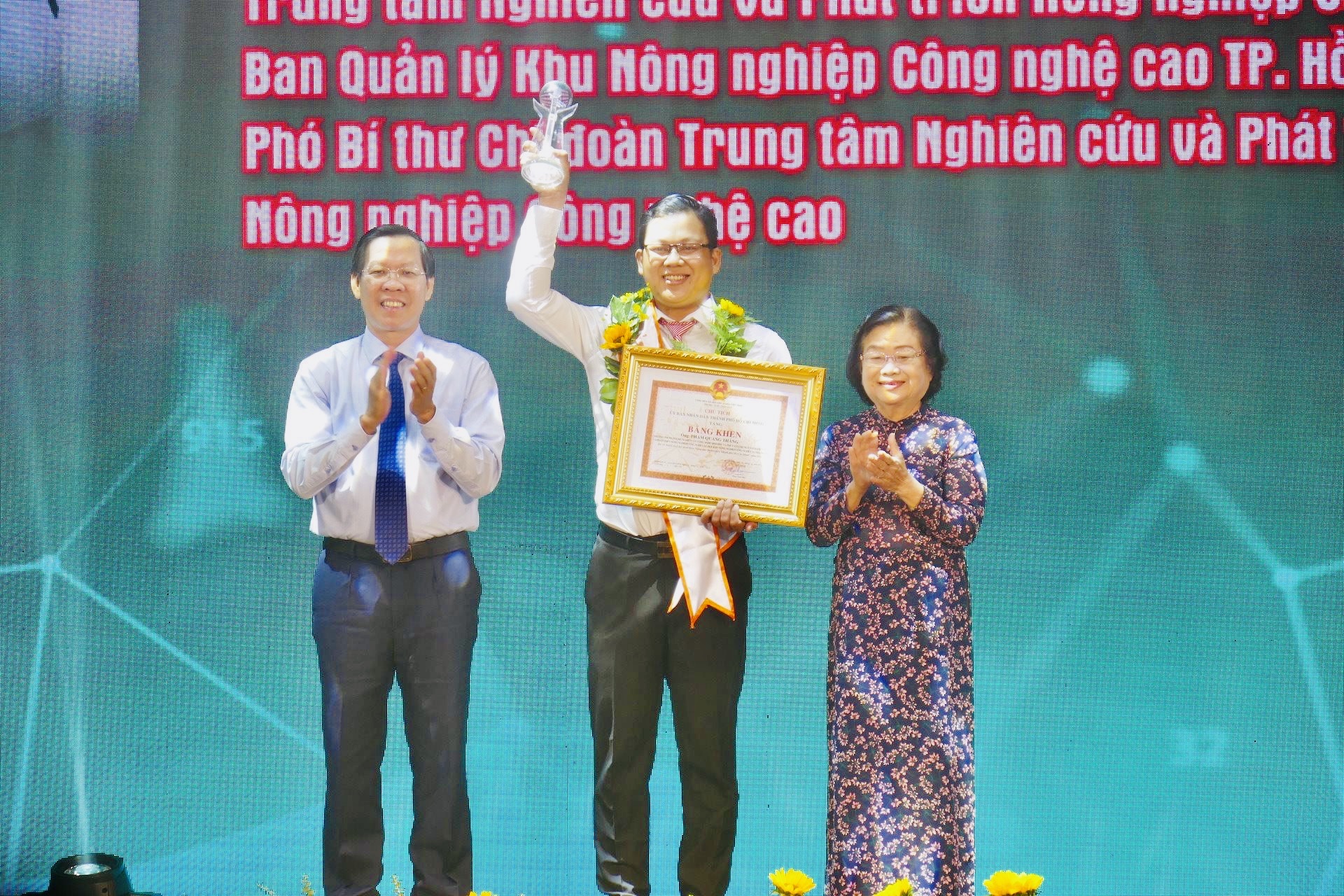 Đưa dược liệu quý đến gần người tiêu dùng - Ảnh 1. Đưa dược liệu quý đến gần người tiêu dùng - Ảnh 1.