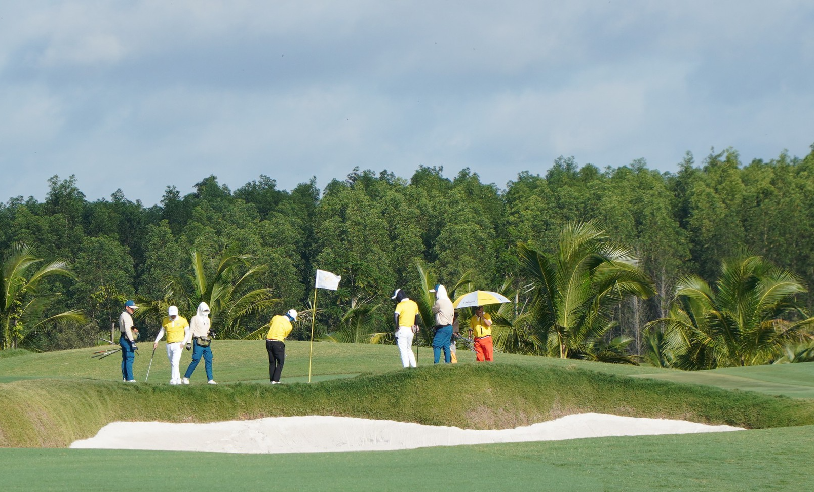 144 golf thủ dự Giải Golf từ thiện Hoa hậu Hoàn vũ Việt Nam lần X-2023 - Ảnh 4.