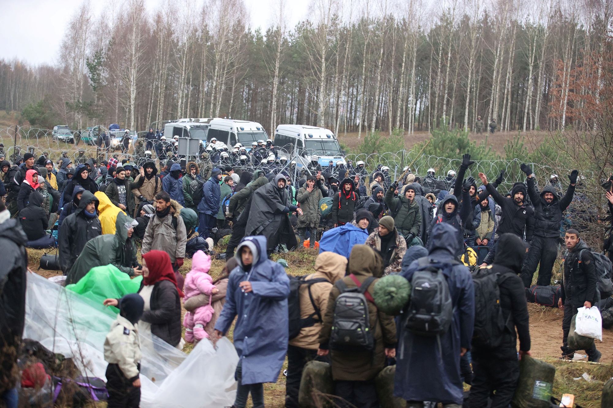 The Polish-Belarusian border is tense - photo 1.