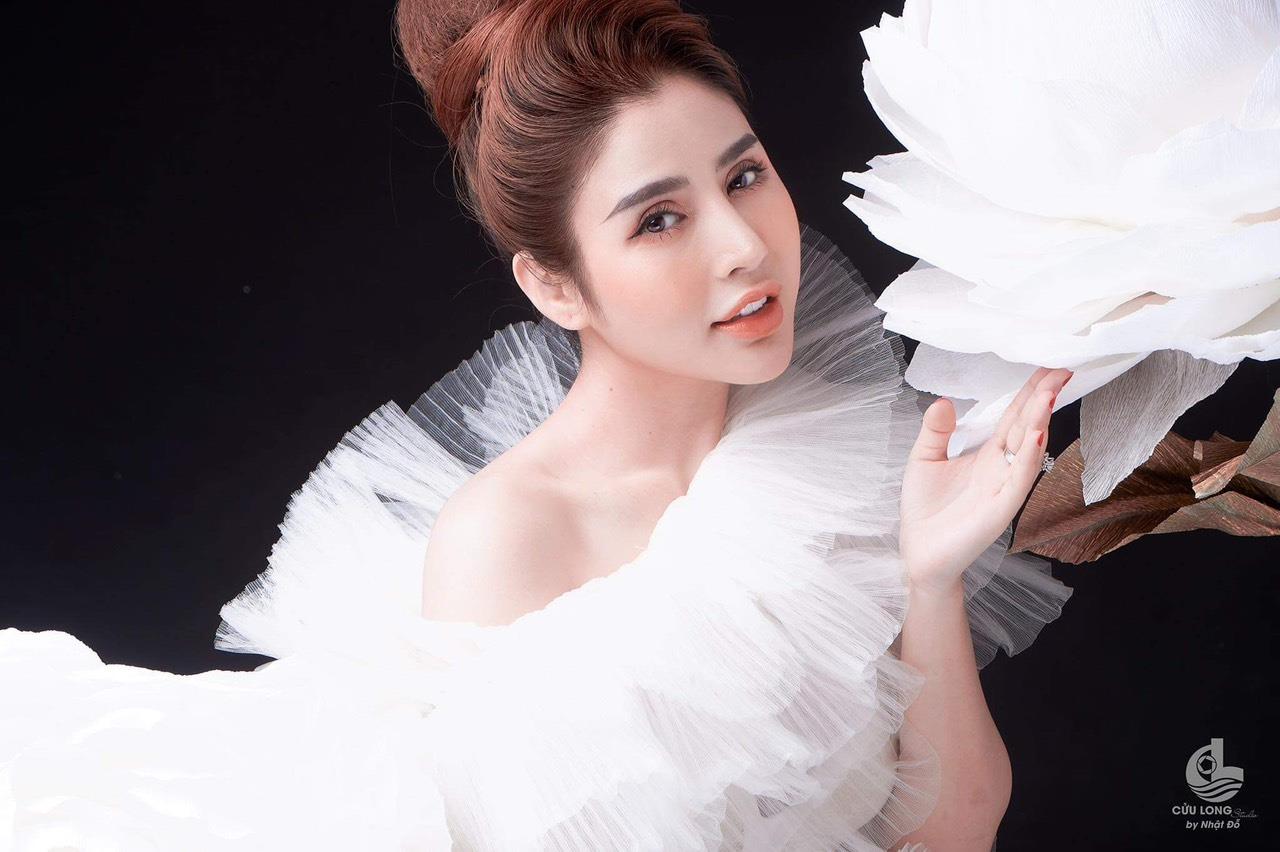 CEO Ngoc Truong - NTT کاسمیٹکس برانڈ کی کامیابی کے پیچھے خاتون - تصویر 3۔ CEO Ngọc Trương - Người phụ nữ đứng sau thành công của thương hiệu mỹ phẩm NTT - Ảnh 3.