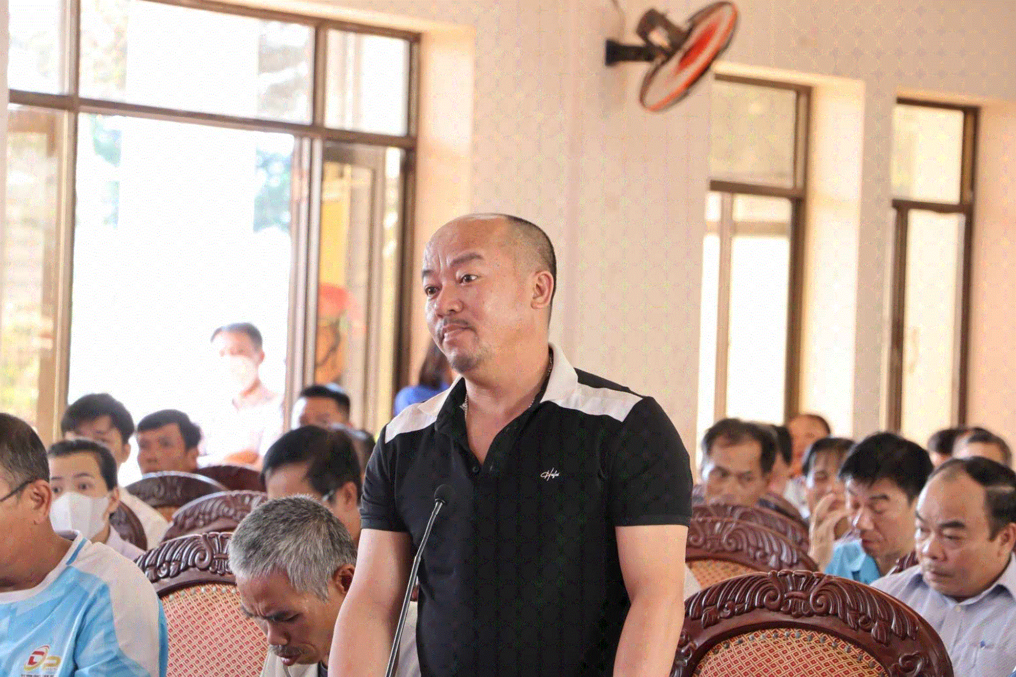 Tỉnh Đắk Lắk và các bộ, ngành Trung ương đối thoại với hơn 1.000 người nhận khoán - Ảnh 3.
