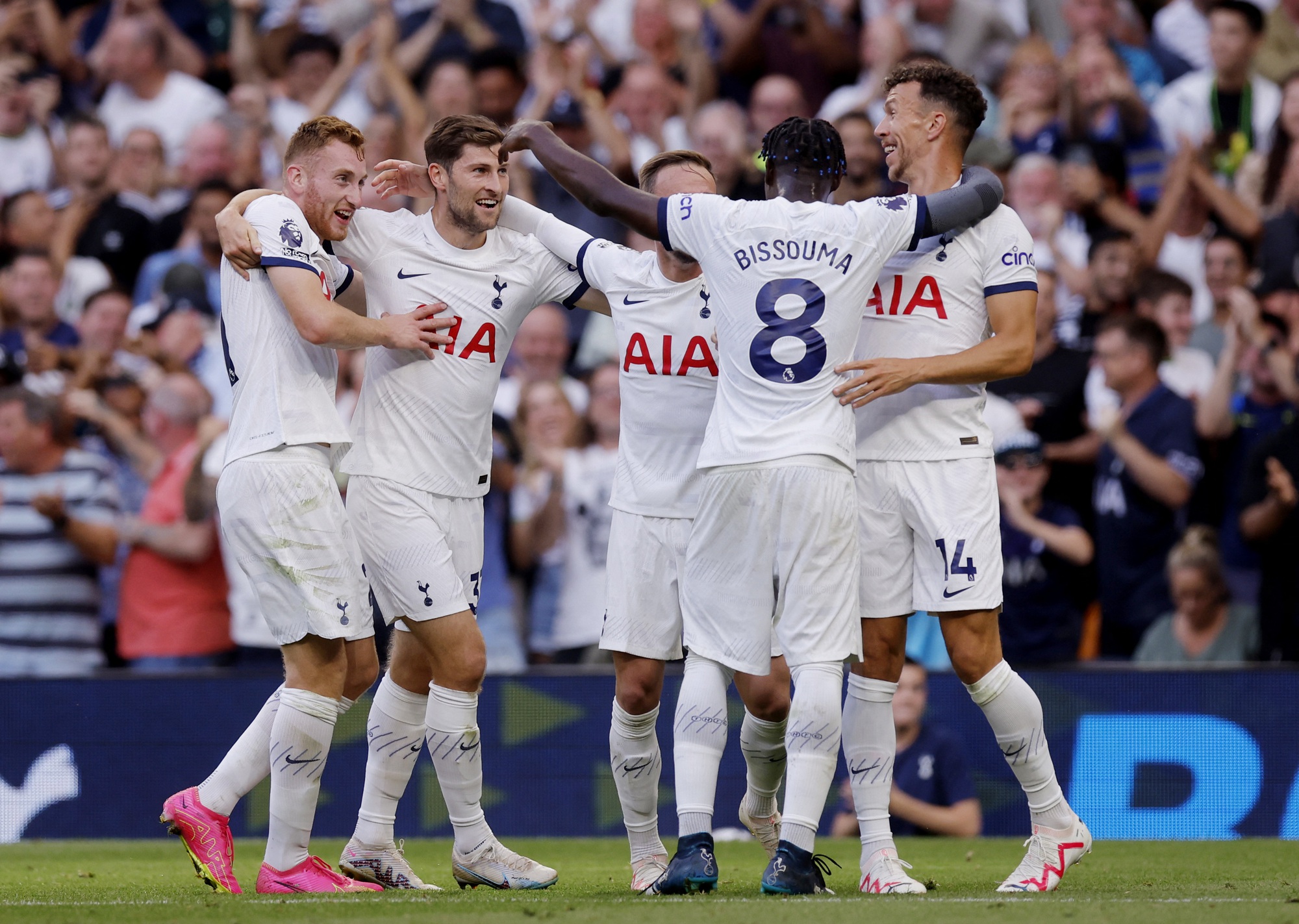 Ngoại hạng Anh cuối tuần: Tottenham quyết tranh ngôi đầu bảng - Ảnh 5.