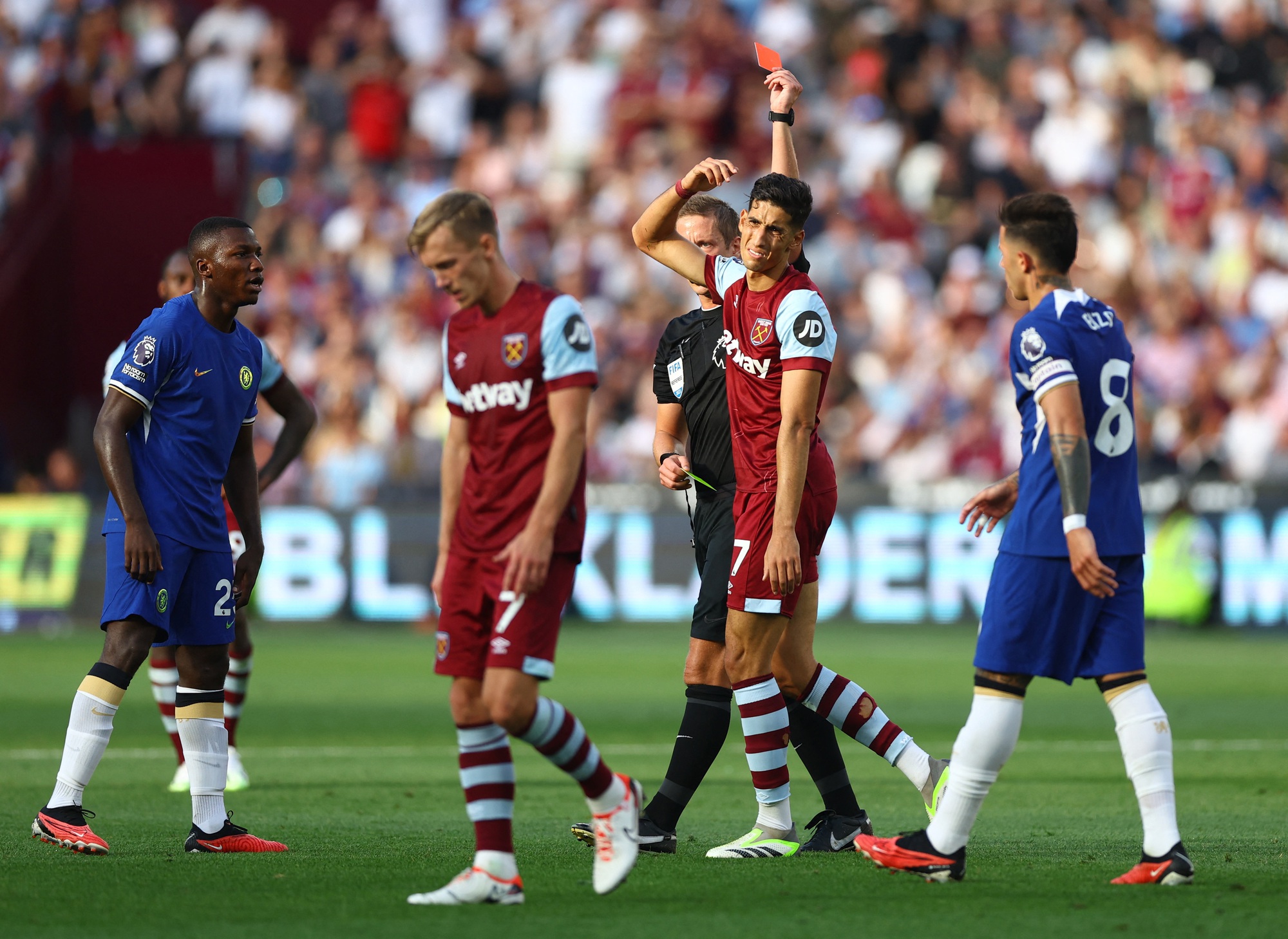 Chelsea thua sốc West Ham,   2 bom tấn 100 triệu bảng gặp thảm họa - Ảnh 7.