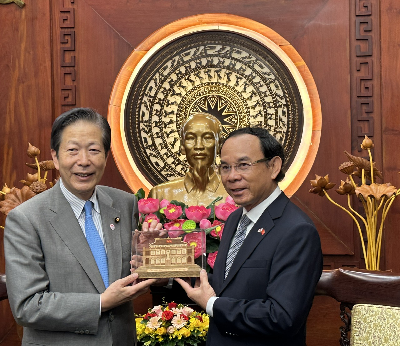 President of the Japanese Justice Party: Ho Chi Minh City has developed a lot - photo 2.