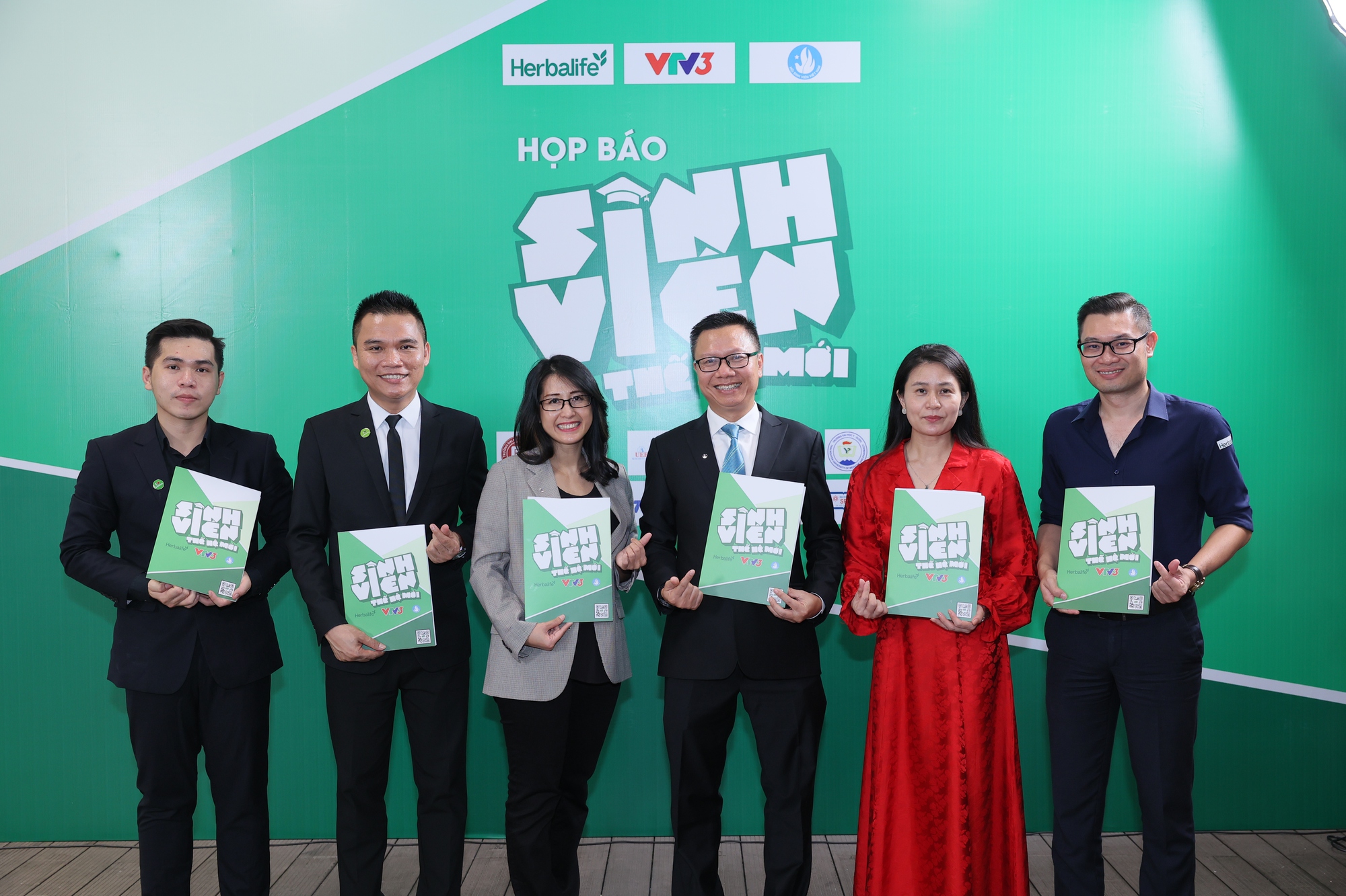 Herbalife Việt Nam hợp tác khởi xướng chương trình “Sinh viên thế hệ mới 2023” - Ảnh 1. Herbalife Việt Nam hợp tác khởi xướng chương trình “Sinh viên thế hệ mới 2023” - Ảnh 1.