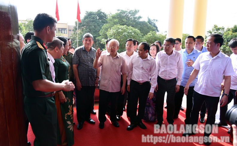 Tổng Bí thư Nguyễn Phú Trọng thăm và làm việc tại Lạng Sơn - Ảnh 3.