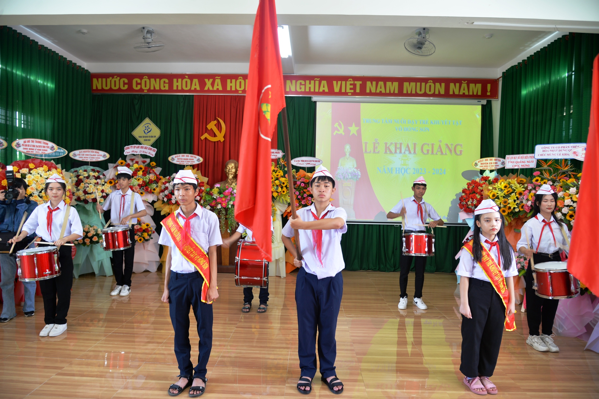 Khai giảng năm học mới tại Trung tâm Nuôi dạy trẻ khuyết tật Võ Hồng Sơn