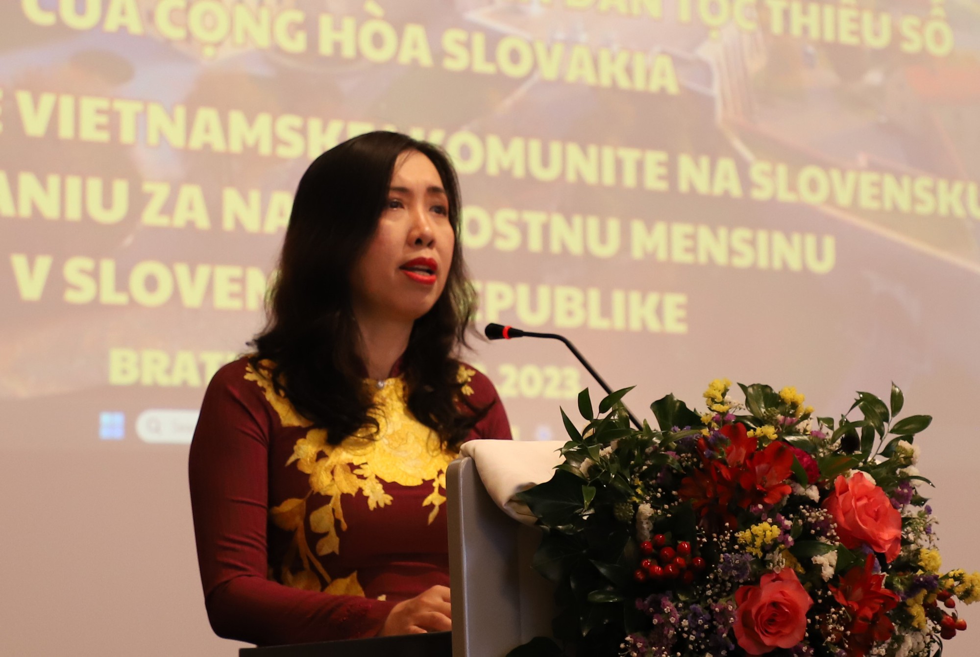 Người Việt được công nhận là dân tộc thiểu số Slovakia - Ảnh 2.