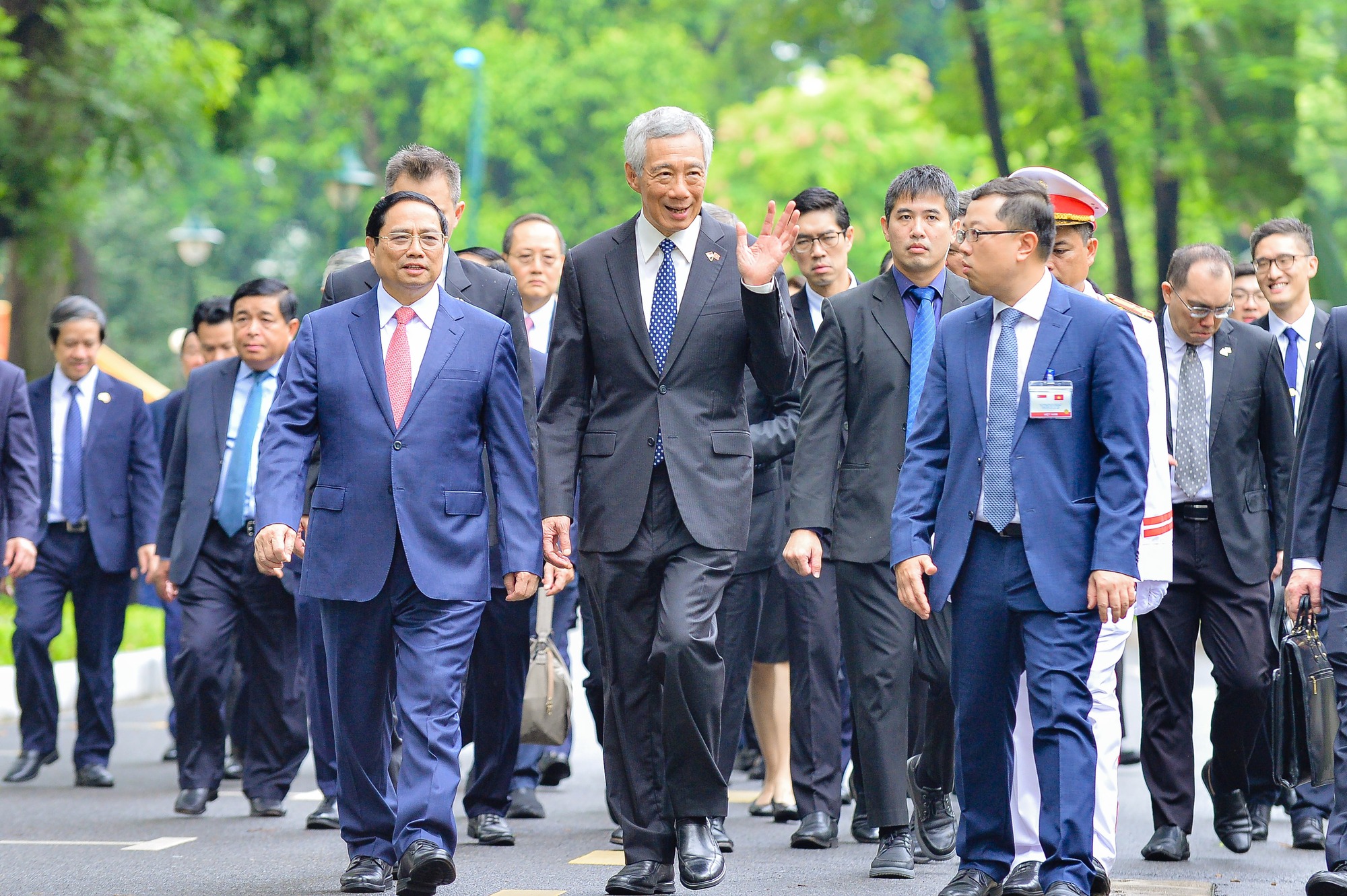 Thủ tướng Việt Nam - Singapore trò chuyện vui vẻ - Ảnh 10.