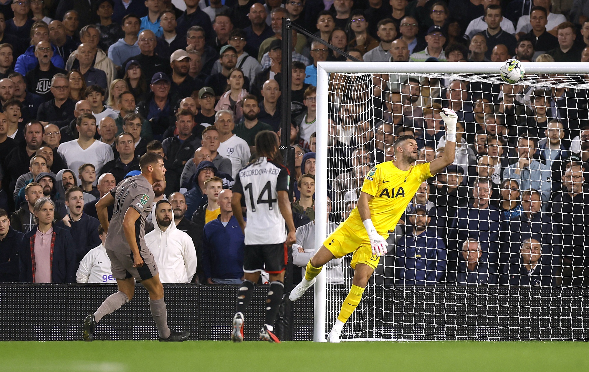 Gục ngã loạt luân lưu, Tottenham bị loại từ vòng 2 League Cup - Ảnh 3.