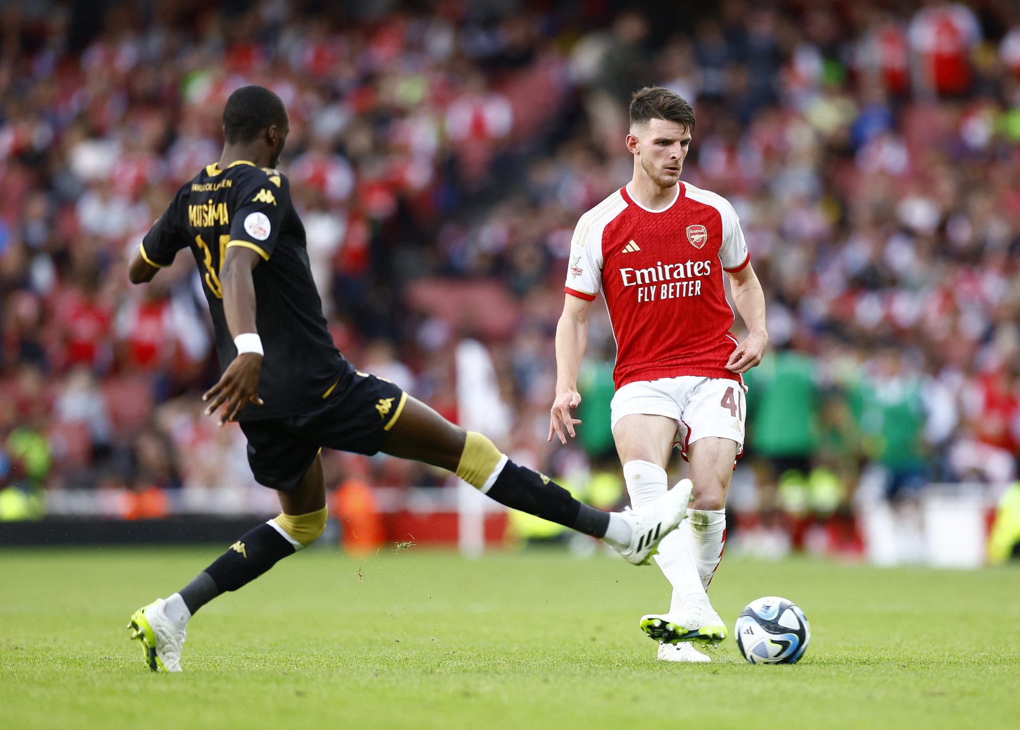 Thắng luân lưu 11 m Monaco, Arsenal vô địch Emirates Cup - Ảnh 1.