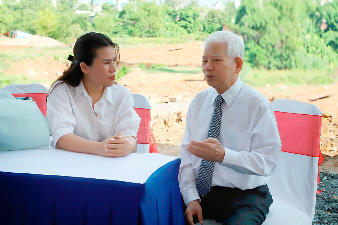 Nguyên Chủ tịch nước Nguyễn Minh Triết nói về “trải chiếu hoa”, “trải thảm đỏ” - Ảnh 6.