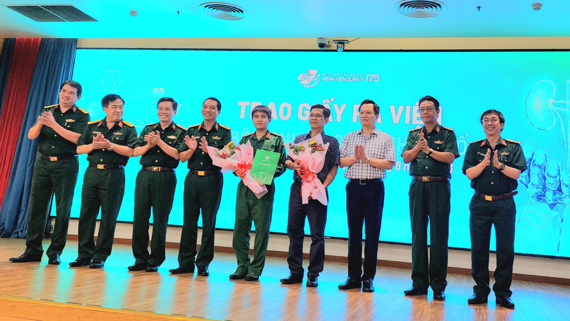 Thêm một bệnh viện tại TP HCM ghép thận thành công - Ảnh 1. Thêm một bệnh viện tại TP HCM ghép thận thành công - Ảnh 1.