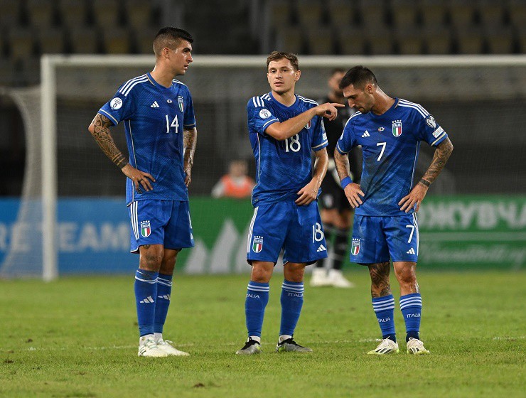 Vòng loại EURO 2024: Đại gia Anh, Ý gây thất vọng não nề - Ảnh 1.