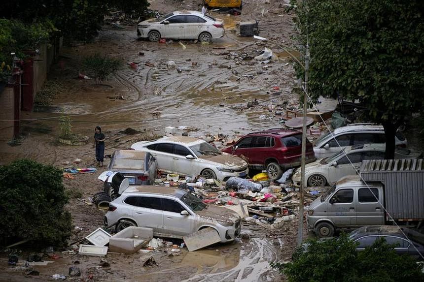 Despite the dying storm, heavy rains continued in China for 7 days - Photo 1.