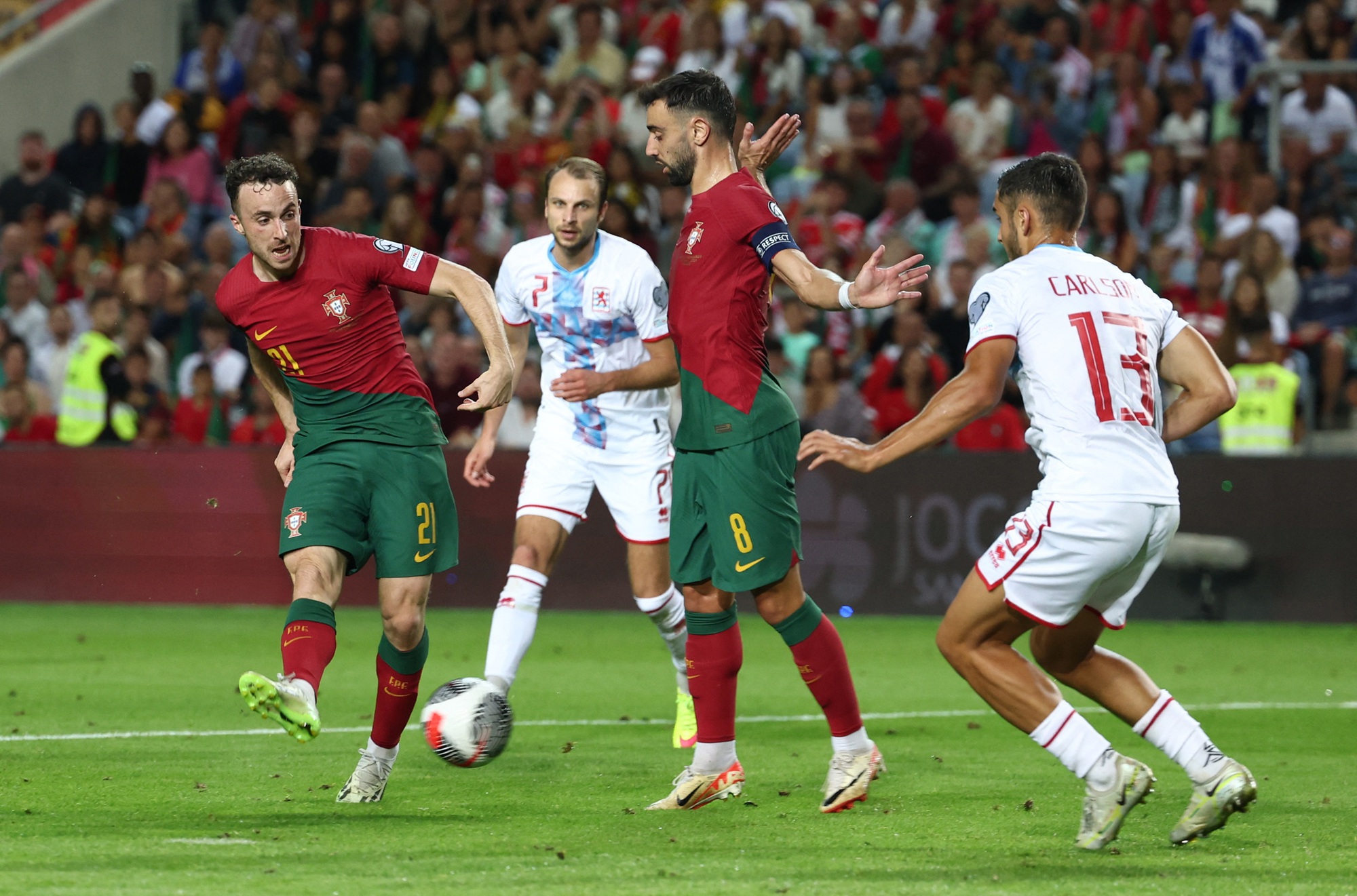 Vắng siêu sao Ronaldo, Bồ Đào Nha đè bẹp Luxembourg 9 bàn không gỡ - Ảnh 5.