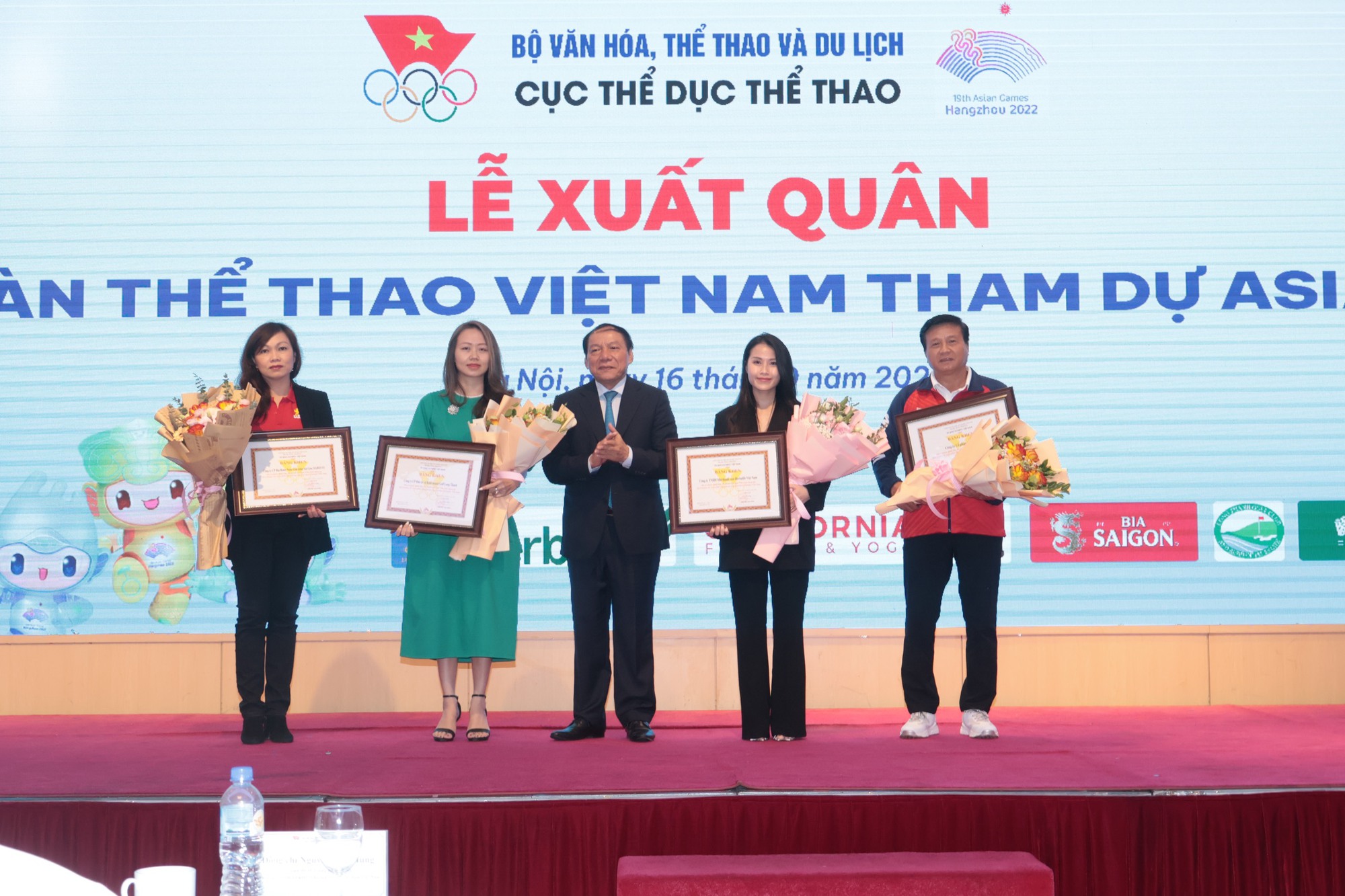 Đoàn thể thao Việt Nam xuất quân tham dự Asian Games 19 - Ảnh 7.