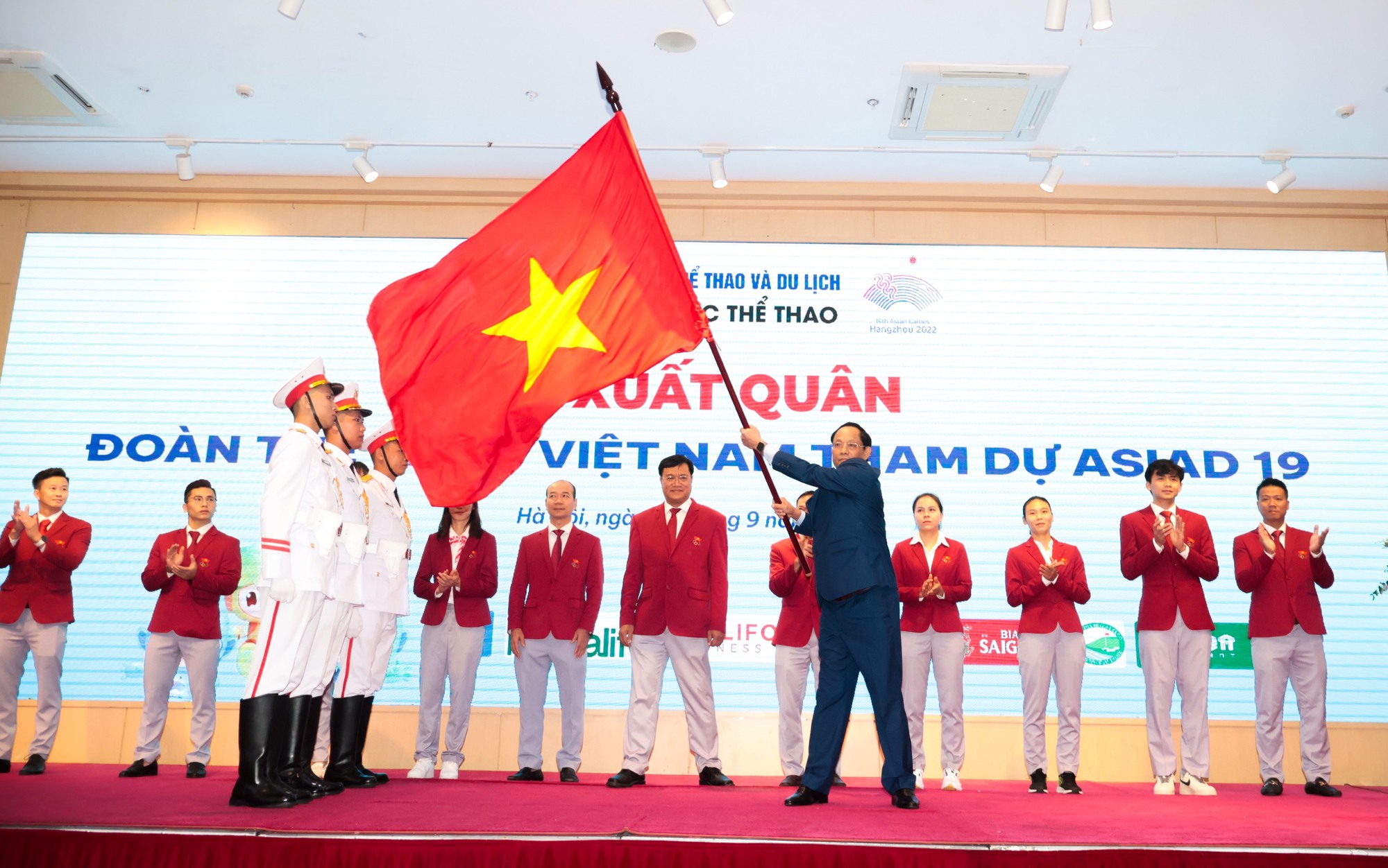 Đoàn thể thao Việt Nam xuất quân tham dự Asian Games 19 - Ảnh 4.