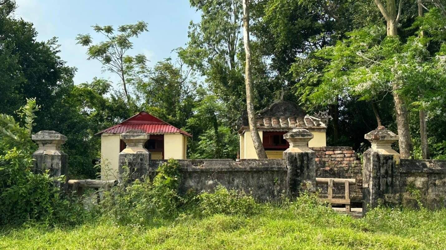 Chưa có bằng chứng xác thực nơi chôn vò xương sọ vua Quang Trung ở Miếu Đôi - Ảnh 1. Chưa có bằng chứng xác thực nơi chôn vò xương sọ vua Quang Trung ở Miếu Đôi - Ảnh 1.