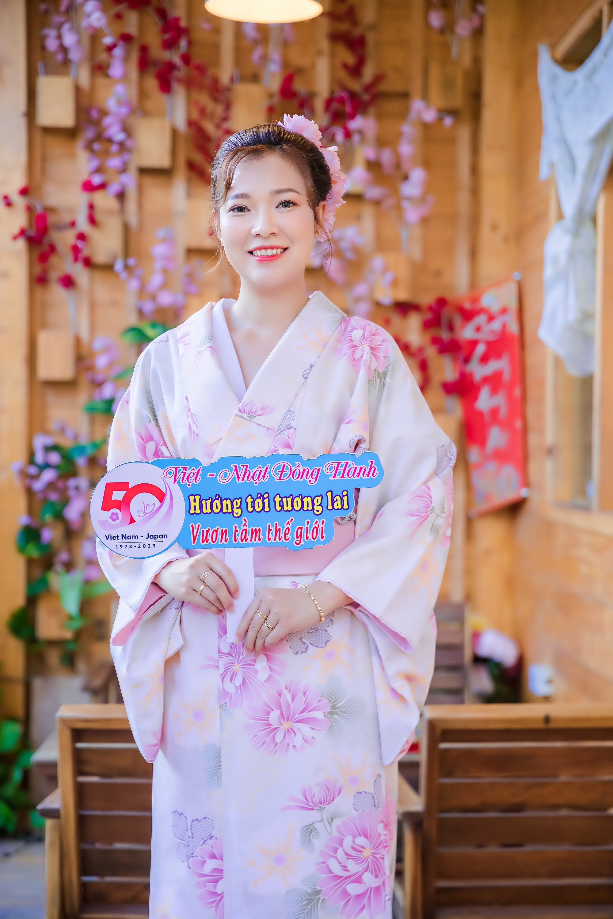 Ngắm nhan sắc dàn thí sinh Bình Dương qua áo dài, kimono - Ảnh 11.