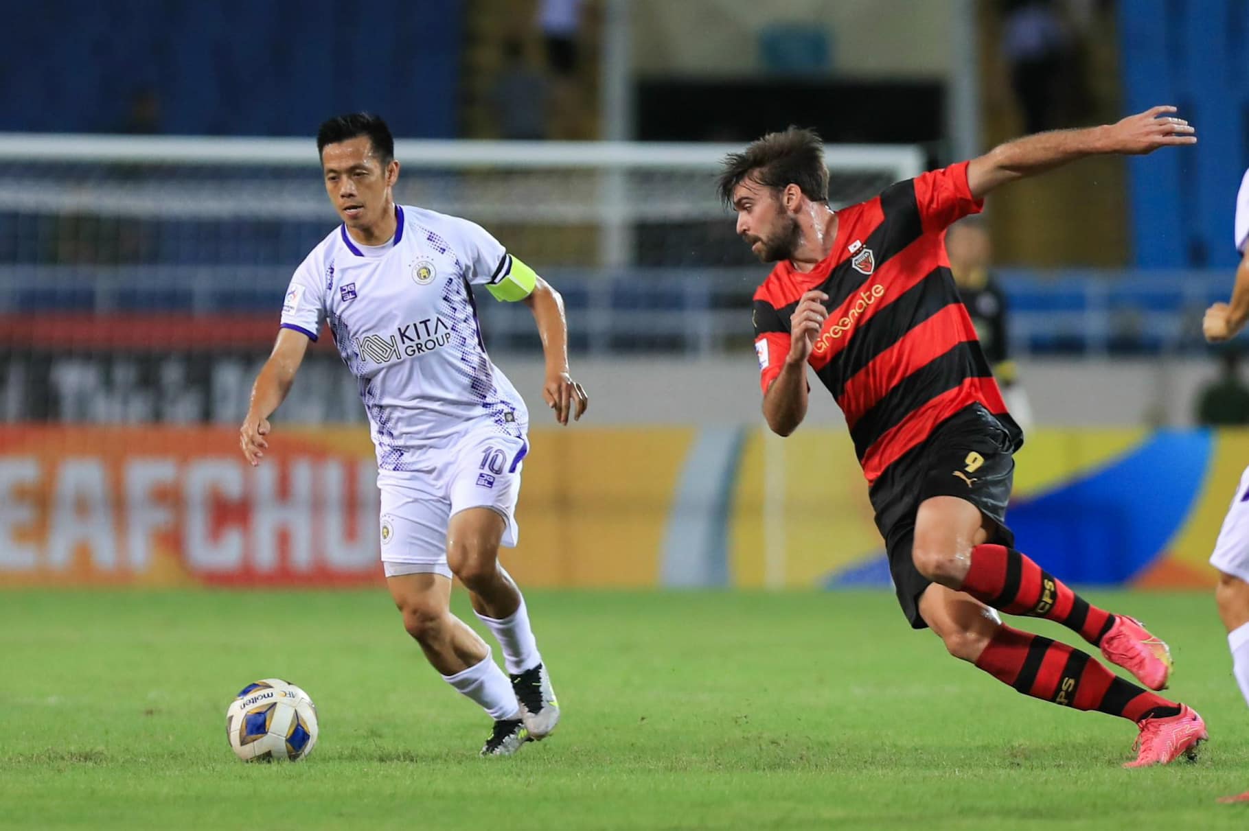 Văn Quyết lý giải lý do Hà Nội FC thua đậm nhà vô địch Hàn Quốc  - Ảnh 3.