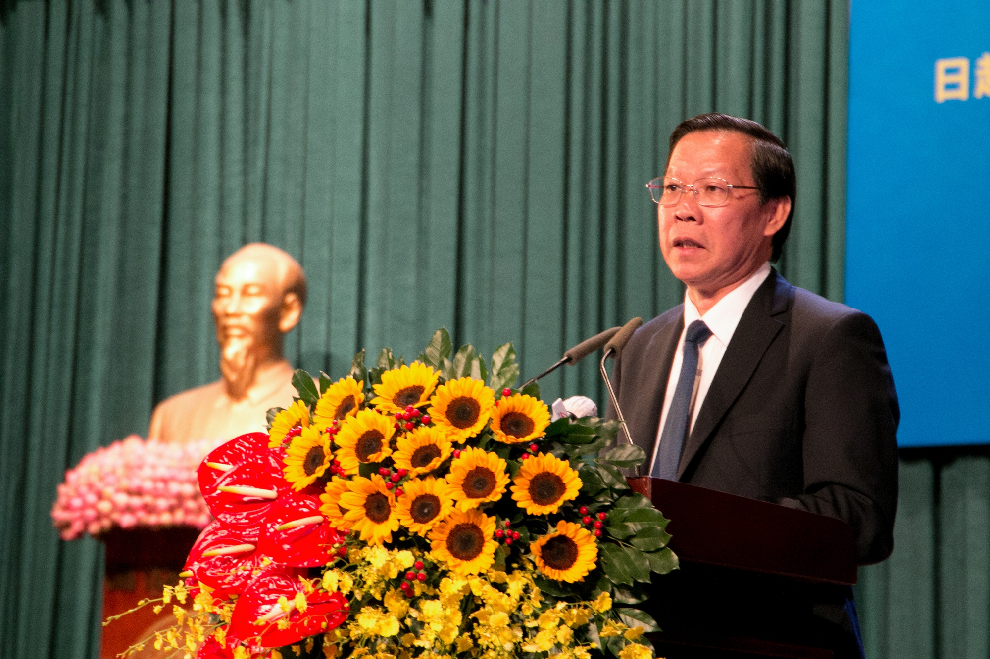 Ho Chi Minh City celebrates 50 years since the establishment of diplomatic relations between Vietnam and Japan - Photo 1.