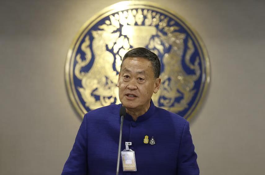 The Thai Prime Minister spoke about the fate of Mr. Thaksin after his release from prison - Photo 1.