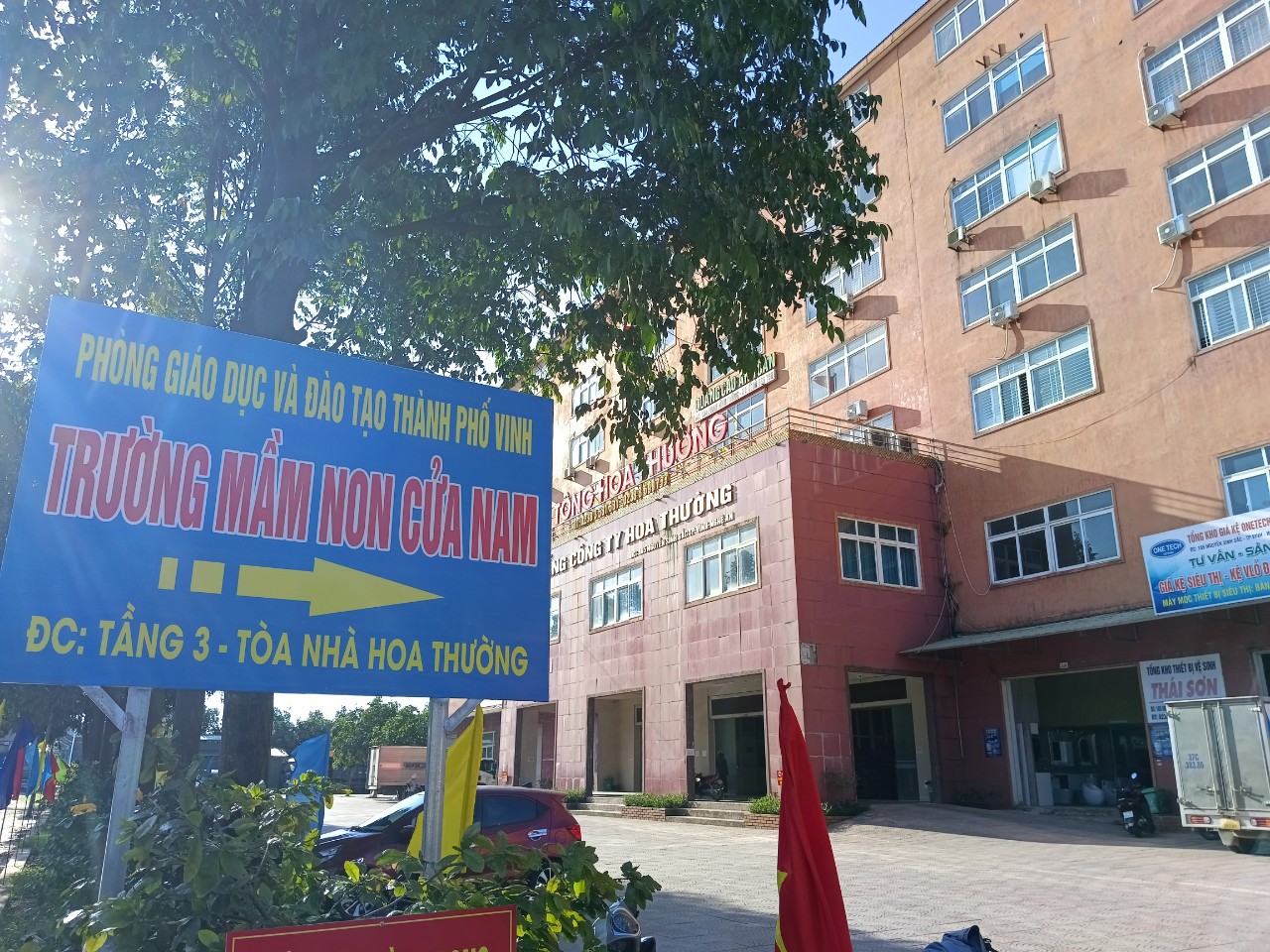 Bán đấu giá trường cũ, phải bỏ ra 75 triệu đồng/tháng thuê địa điểm dạy học - Ảnh 1.