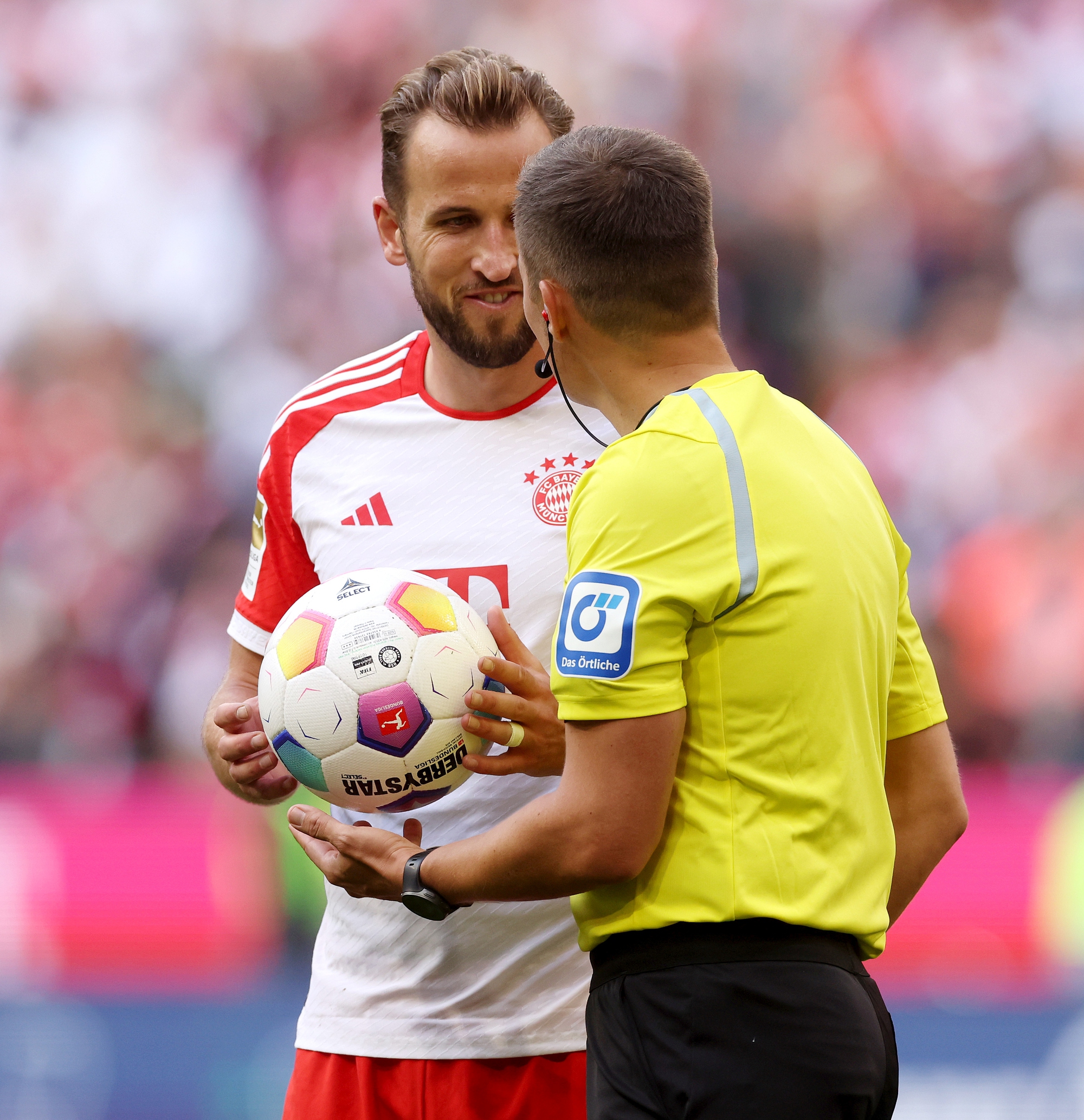 Harry Kane lập hattrick đầu tiên, mở màn mùa lễ hội tại Munich - Ảnh 5.