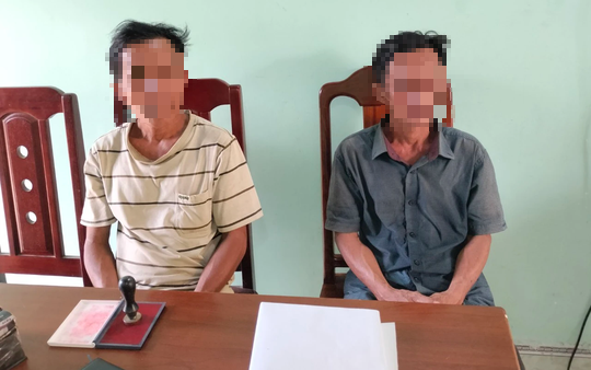 Xử phạt 2 người dọa đánh phóng viên tại thủ phủ vàng ở Quảng Nam - Ảnh 1.