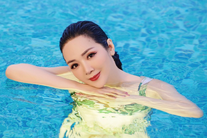 Loạt mỹ nhân không tuổi showbiz Việt, Hoa, Hàn - Ảnh 12.