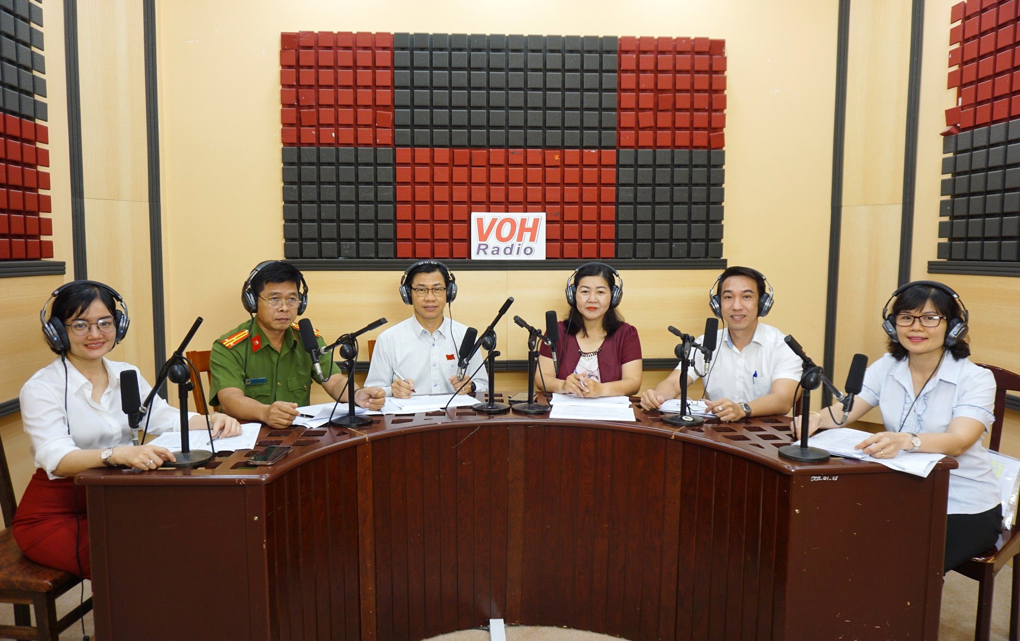 Người dân TP HCM gửi hơn 11.100 tin phản ánh tiếng ồn - Ảnh 1. Người dân TP HCM gửi hơn 11.100 tin phản ánh tiếng ồn - Ảnh 1.