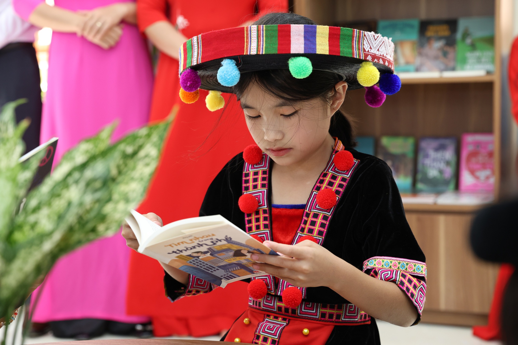 Vietnam Airlines xây dựng Thư viện xanh cho trẻ em tại vùng cao đặc biệt khó khăn - Ảnh 3.