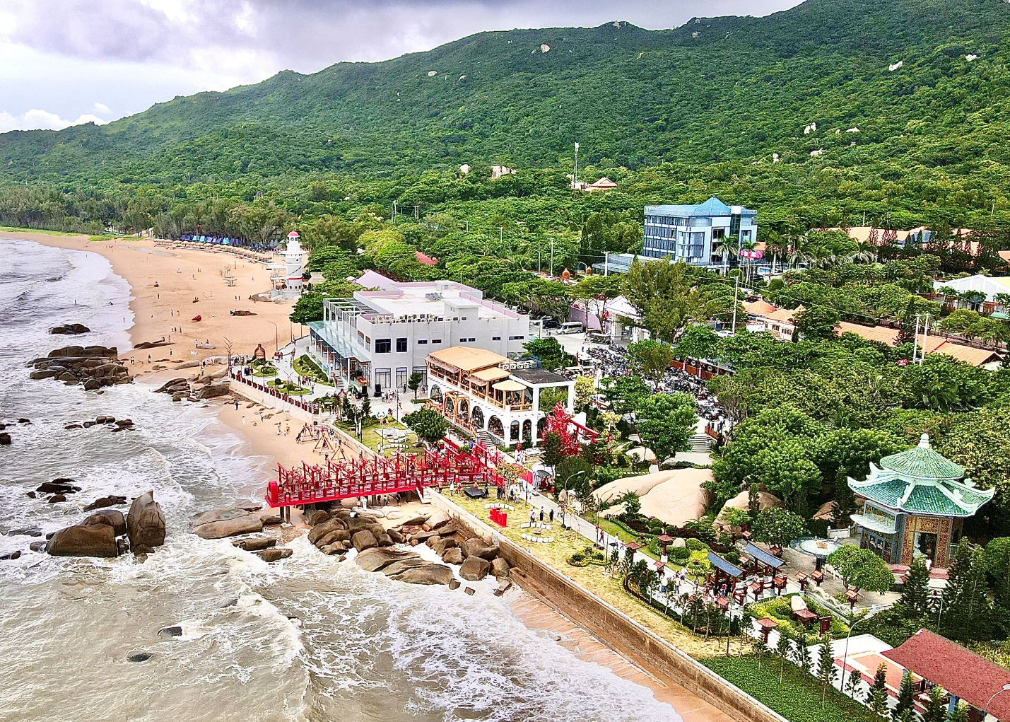 Trân Châu Beach & Resort công bố đạt chuẩn 4 sao - Ảnh 2.