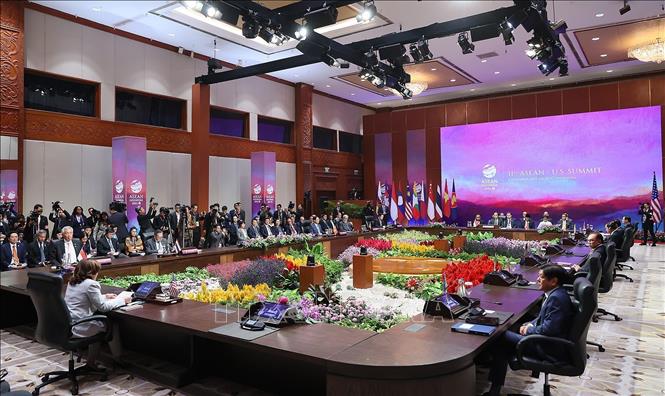 Phó Tổng thống Mỹ: Chuyến thăm của Tổng thống Joe Biden đánh dấu bước phát triển mới - Ảnh 4. Phó Tổng thống Mỹ: Chuyến thăm của Tổng thống Joe Biden đánh dấu bước phát triển mới - Ảnh 4.
