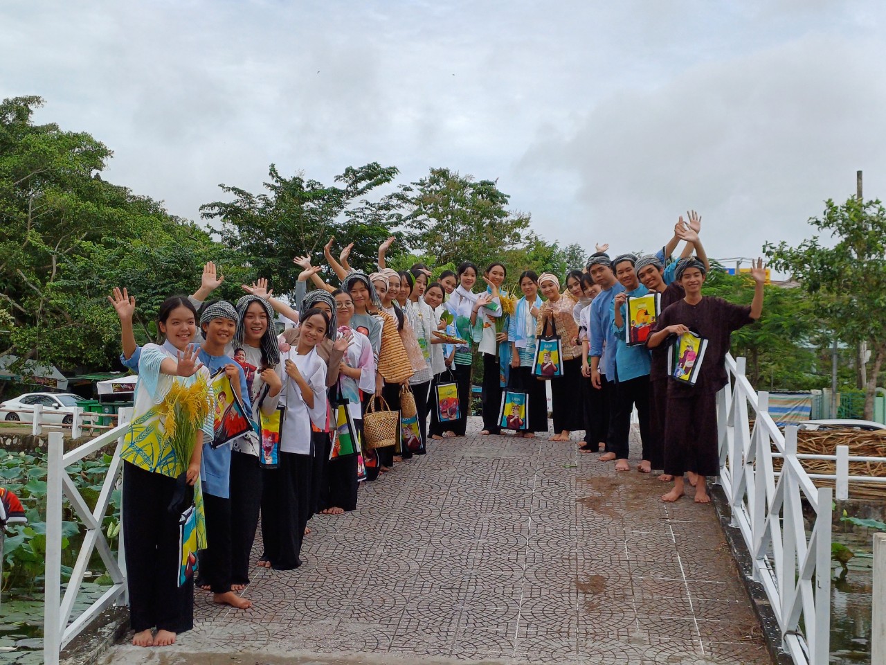 Hậu Giang thông tin đặc biệt về Festival Áo bà ba - Ảnh 1.