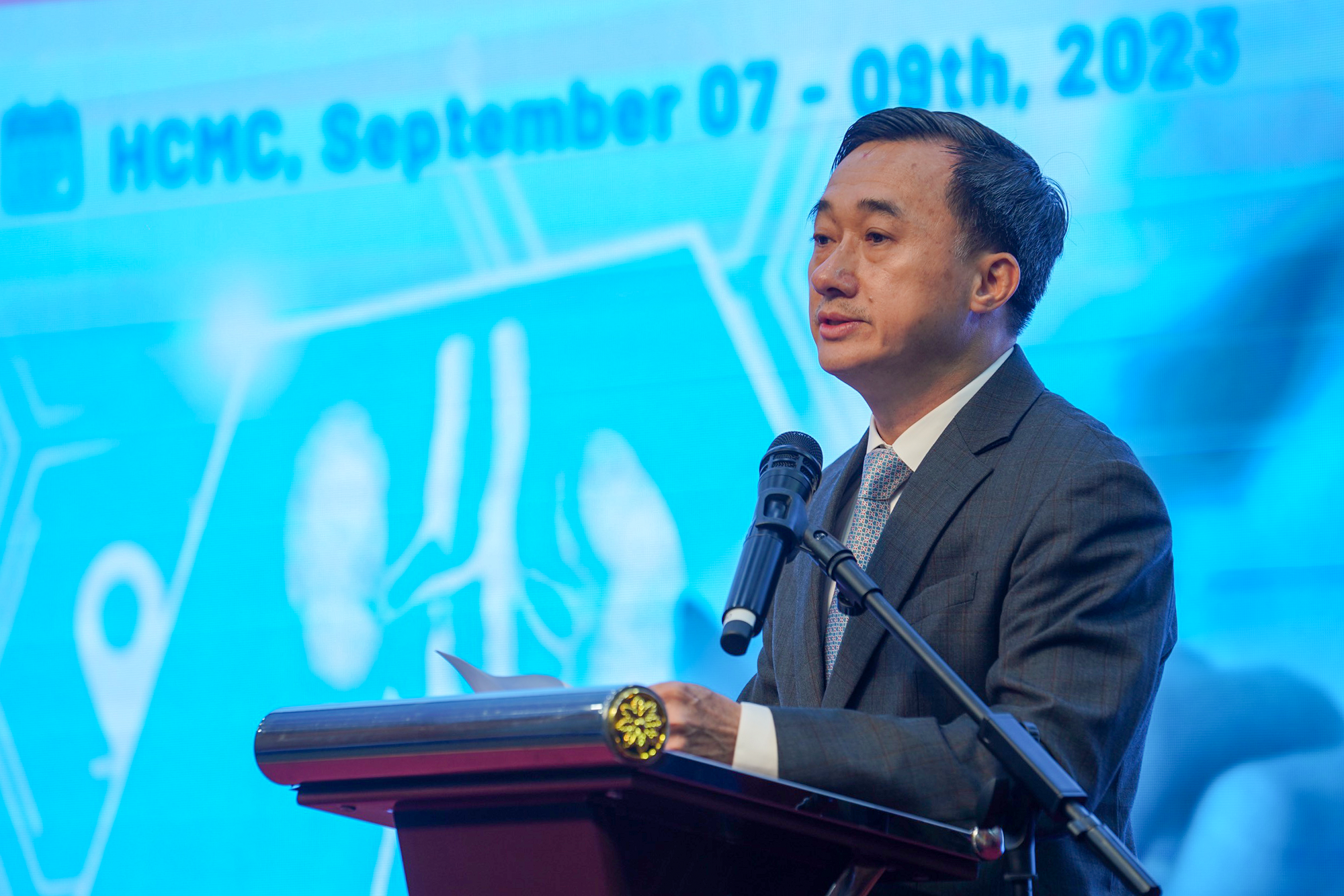 Việt Nam nằm trong vành đai “sỏi tiết niệu” thế giới - Ảnh 2. Việt Nam nằm trong vành đai “sỏi tiết niệu” thế giới - Ảnh 2.