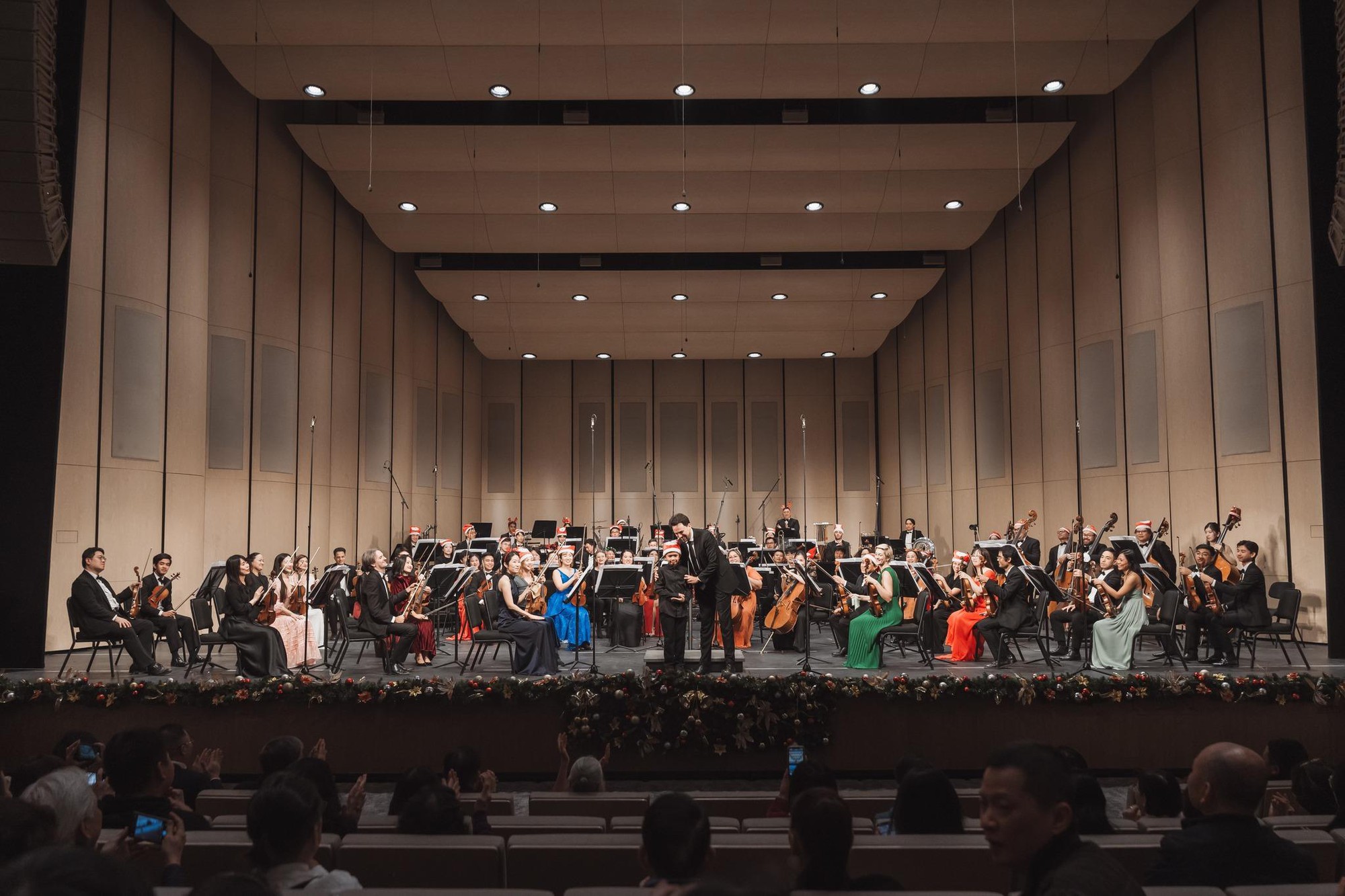 Dàn nhạc giao hưởng SSO sẽ có chương trình hòa nhạc mùa xuân tại Nhà Hát Hồ Gươm- Ảnh 4.
